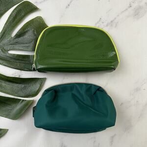 La Mer Cosmetic Makeup Bag Lot of 2 Teal Green Patent Zipper Travel Pouch